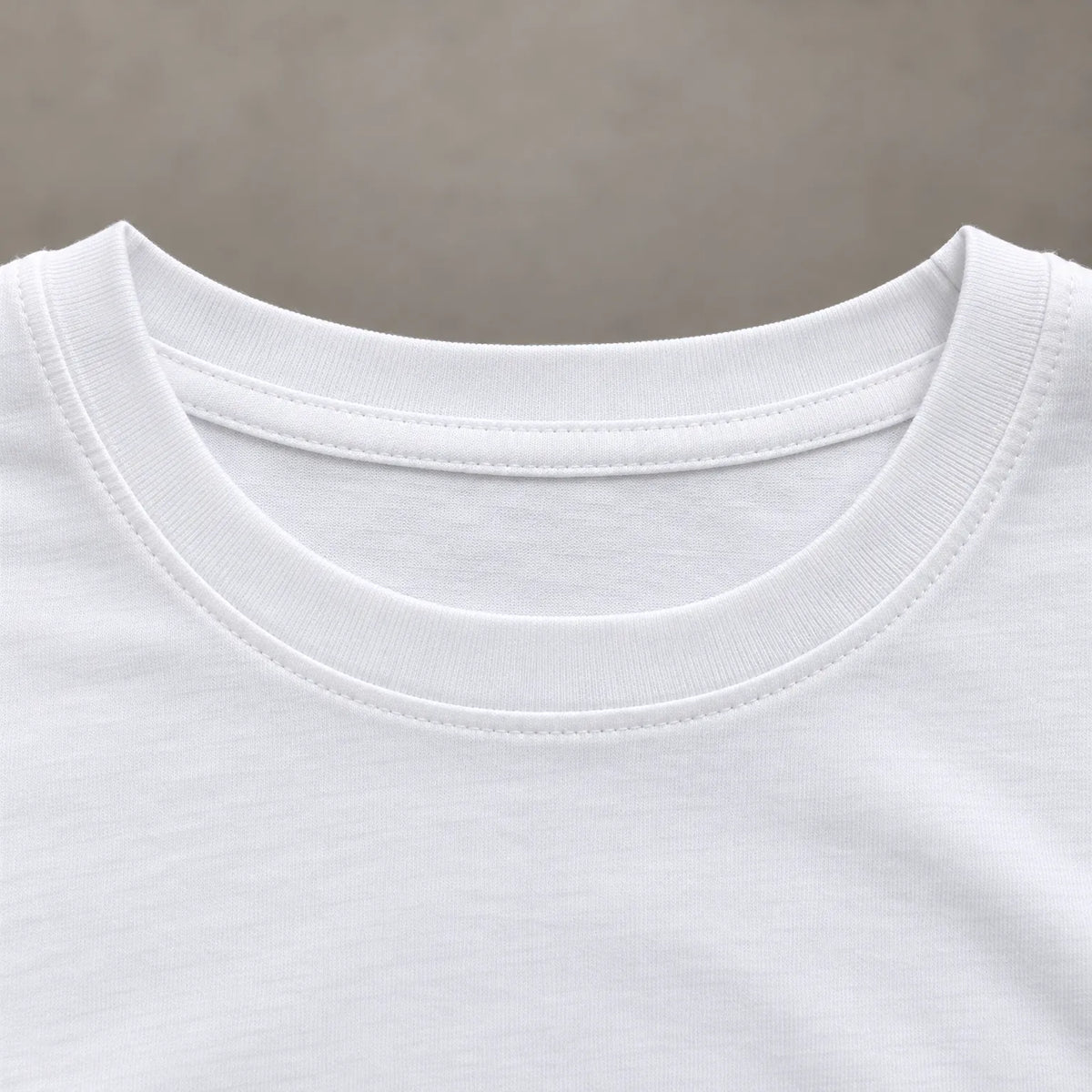 Women's plain crew neck T-shirt with 3/4 sleeves