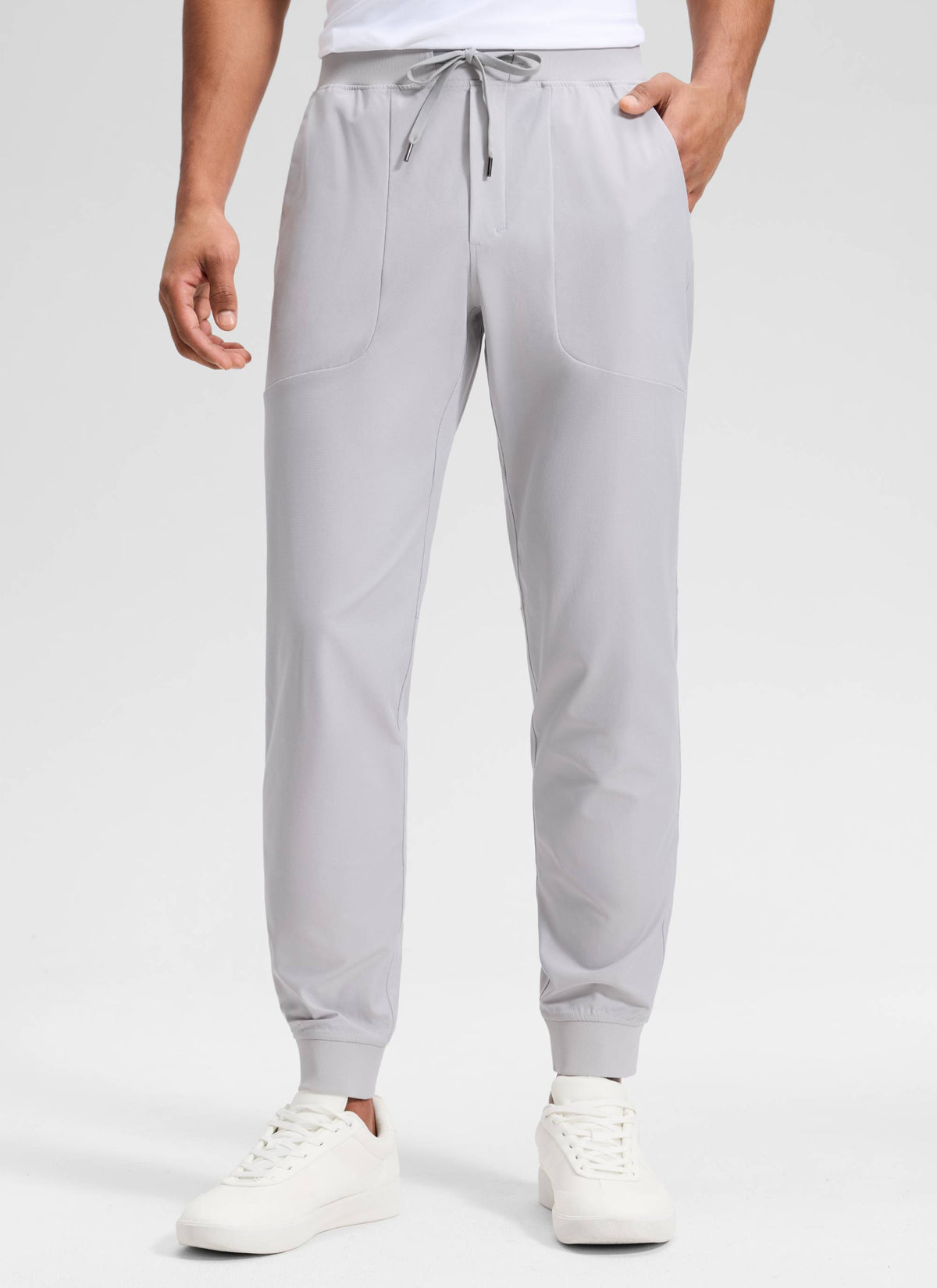 Men's slim-fit golf jogger trousers with drawstring waist, pockets and cuffed hems