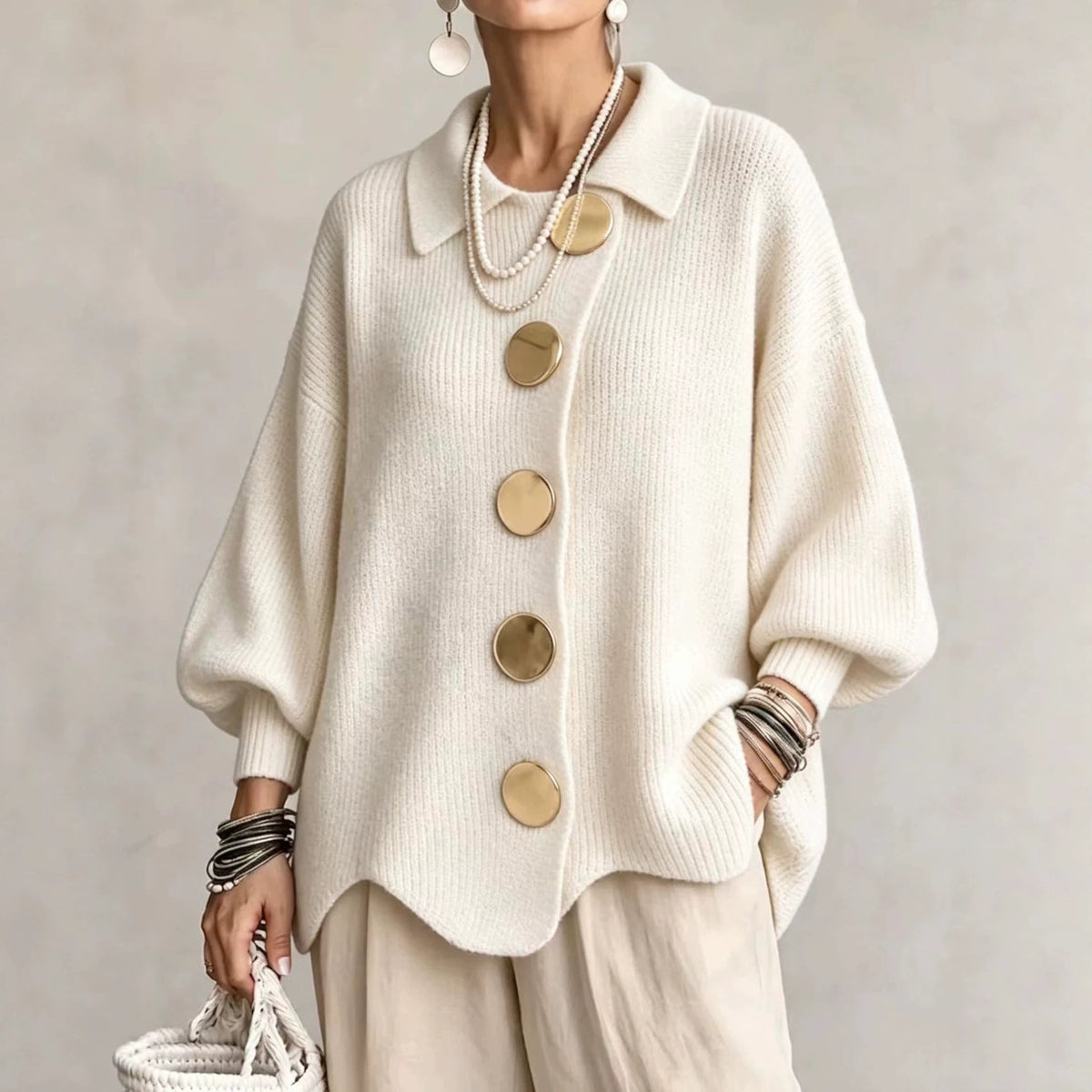 Women's oversized ribbed cardigan with collared neckline and button front