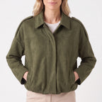 Women's oversized cropped collared jacket with long sleeves and zip front