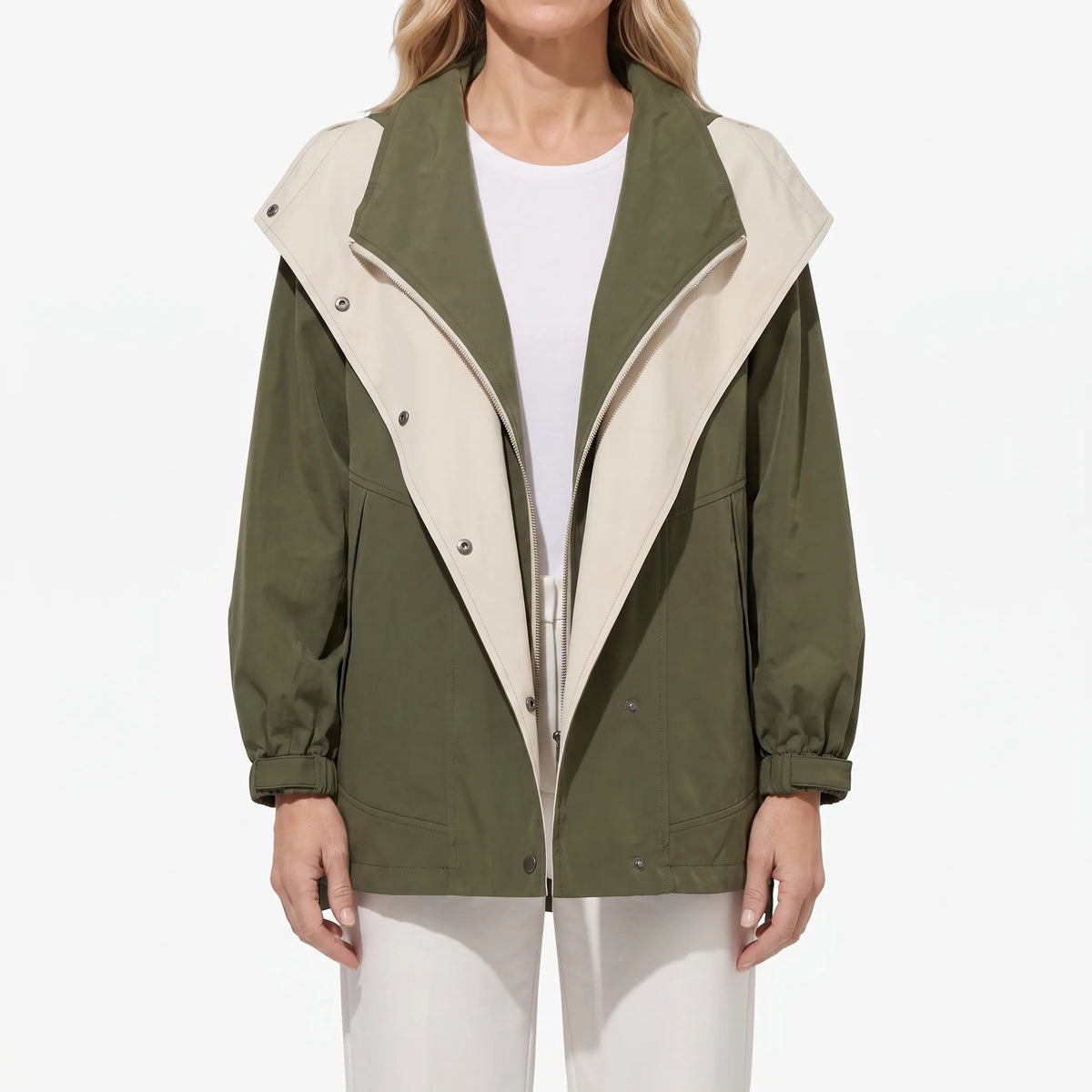 Women's oversized two-tone utility jacket with wide collar and long sleeves
