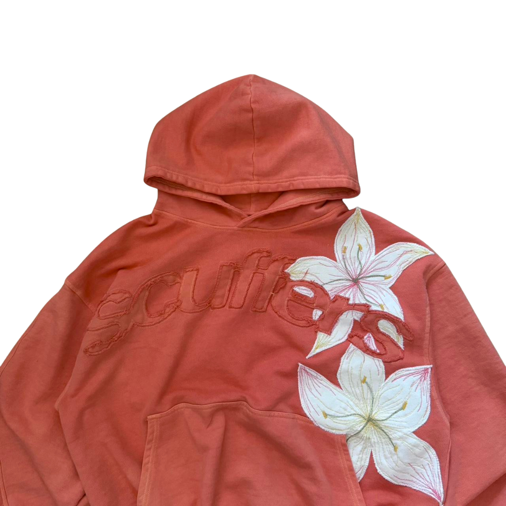 Women's floral embroidered hooded sweatshirt with long sleeves and kangaroo pocket