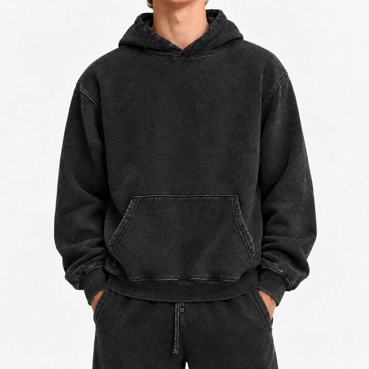 Men's oversized plain hoodie with hooded neckline, long sleeves and kangaroo pocket