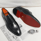 Men's cap toe Oxford shoes with lace-up fronts and contrasting soles