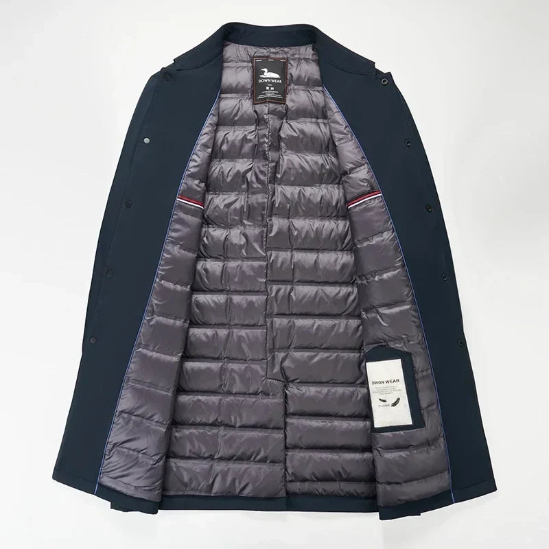 Men's plain trench coat jacket with long sleeves, snap front and quilted lining