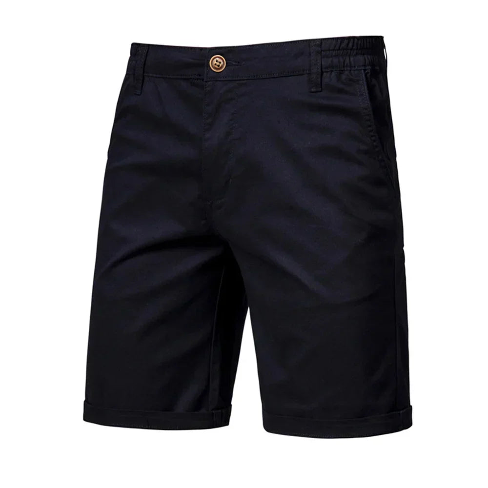 Men's chino shorts with button fastening, slant pockets and turn-up hems