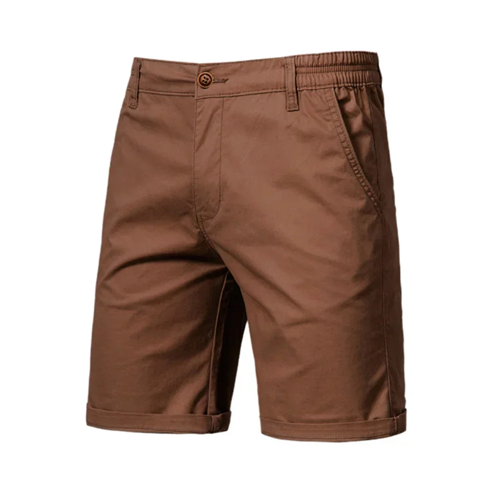 Men's chino shorts with button fastening, slant pockets and turn-up hems