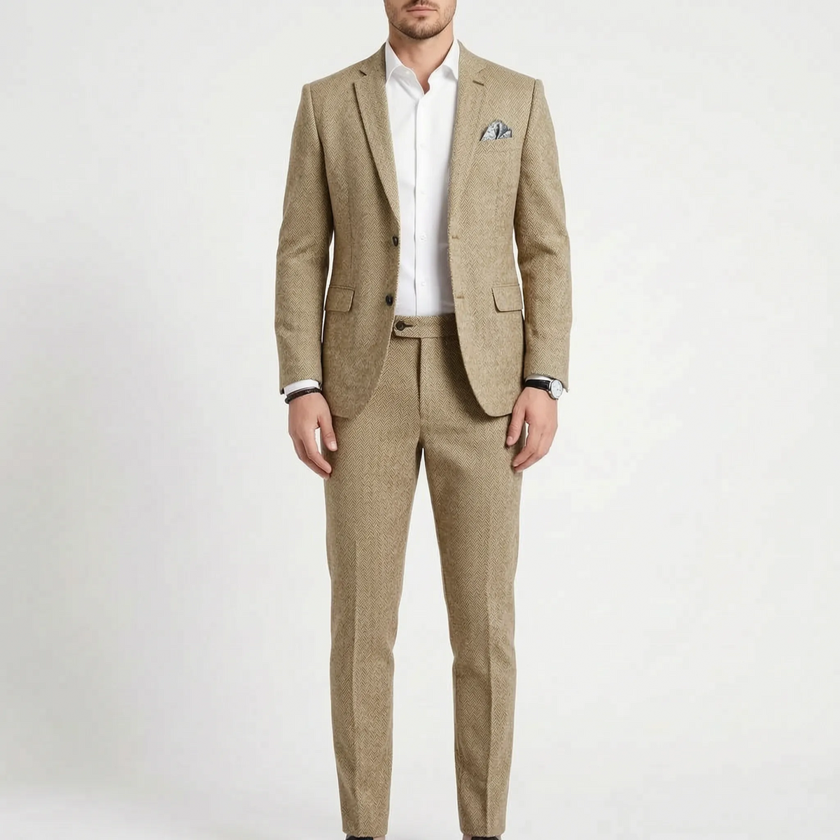 Men's slim fit two-piece suit with notch lapel blazer and matching trousers