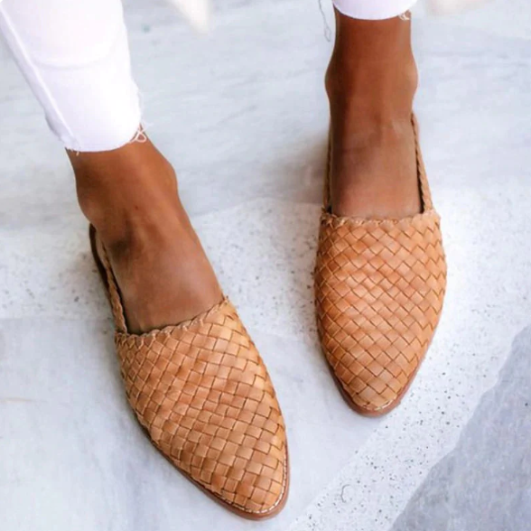 Women's woven pointed-toe slingback sandals with flat soles