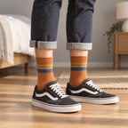 Men's ribbed crew socks with contrasting horizontal stripes