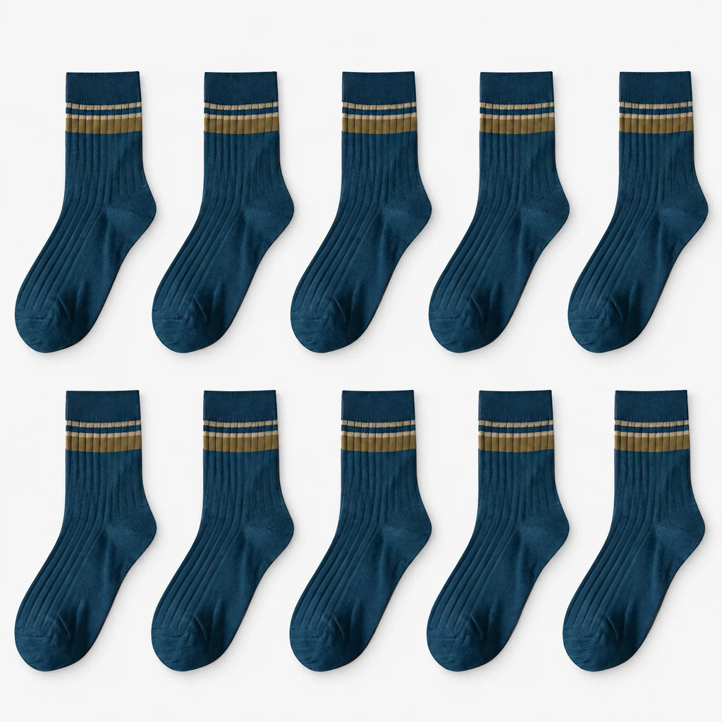 Men's ribbed crew socks with contrasting horizontal stripes