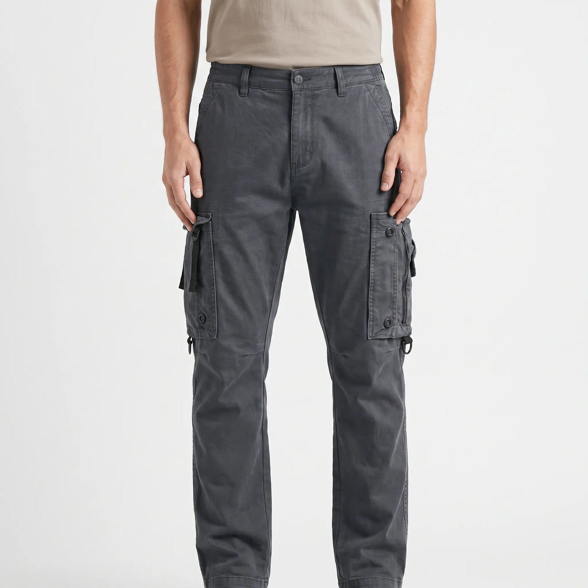Men's relaxed cargo trousers with multiple utility pockets