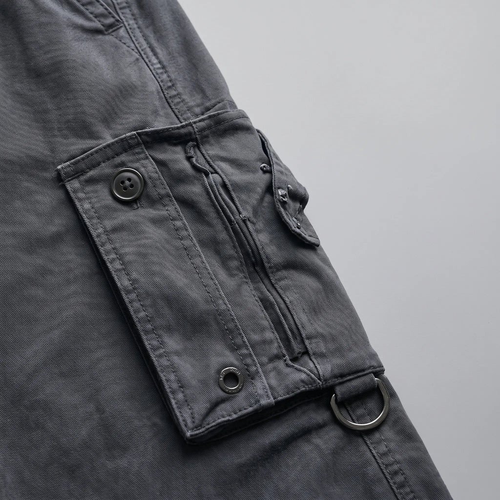 Men's relaxed cargo trousers with multiple utility pockets