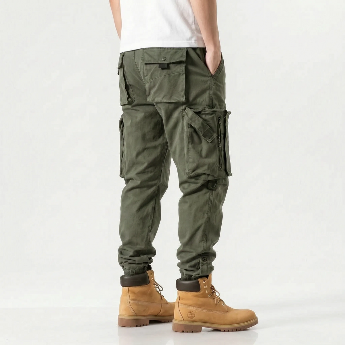 Men's relaxed cargo trousers with multiple utility pockets