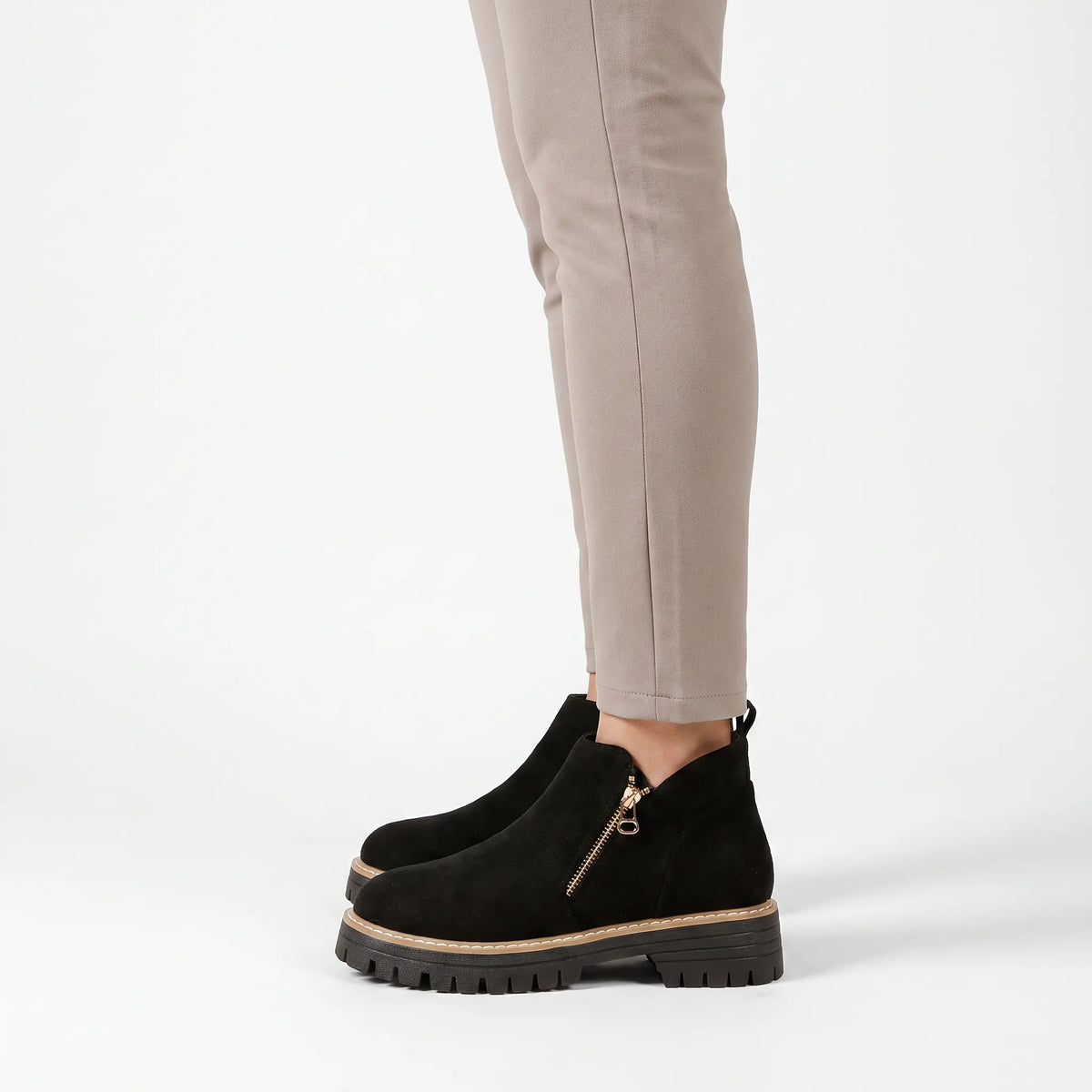 Women's chunky plain ankle boots with side zips and treaded soles