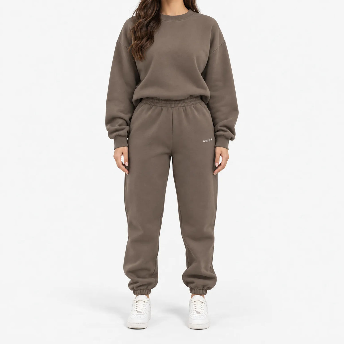 Women's cropped crew-neck sweatshirt and high-waisted jogger tracksuit set