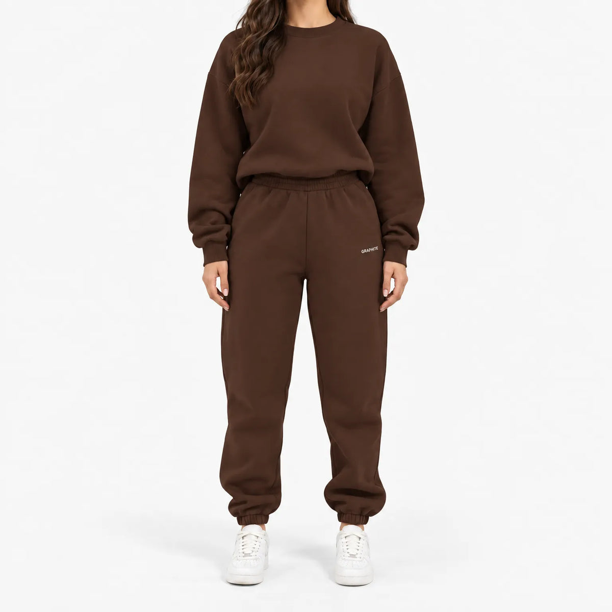 Women's cropped crew-neck sweatshirt and high-waisted jogger tracksuit set