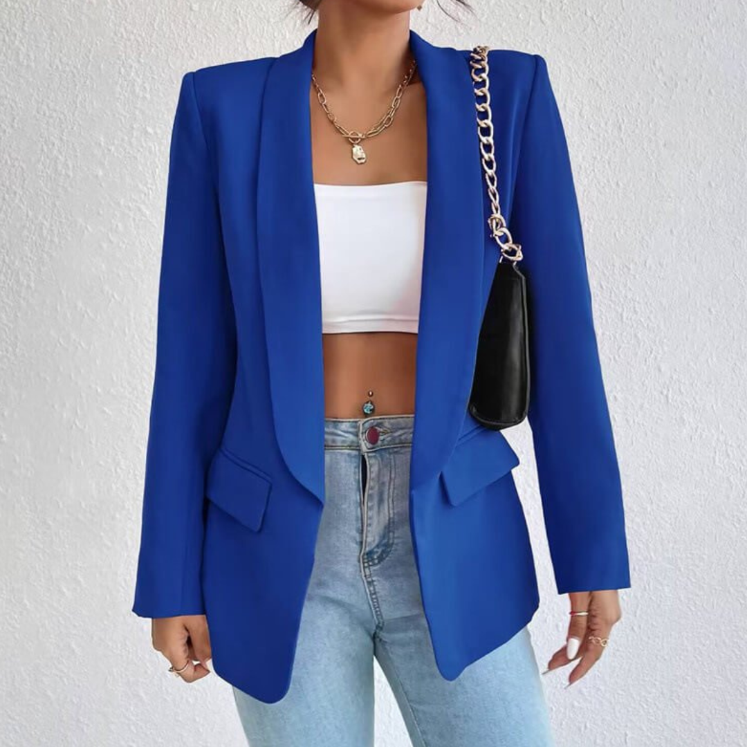 Women's open front long sleeve blazer with notched lapels and flap pockets