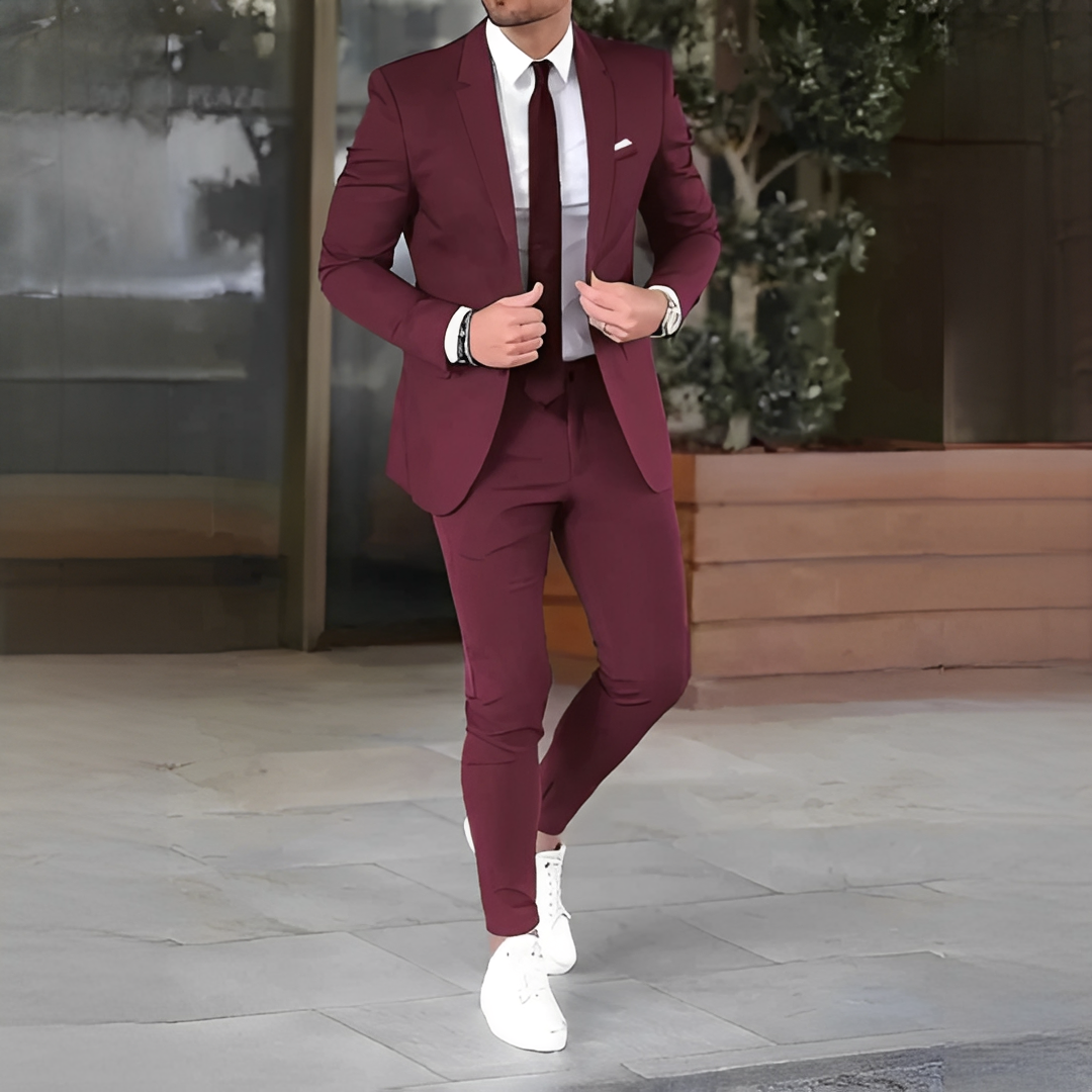 Men's slim two-piece suit set with tailored blazer and matching trousers
