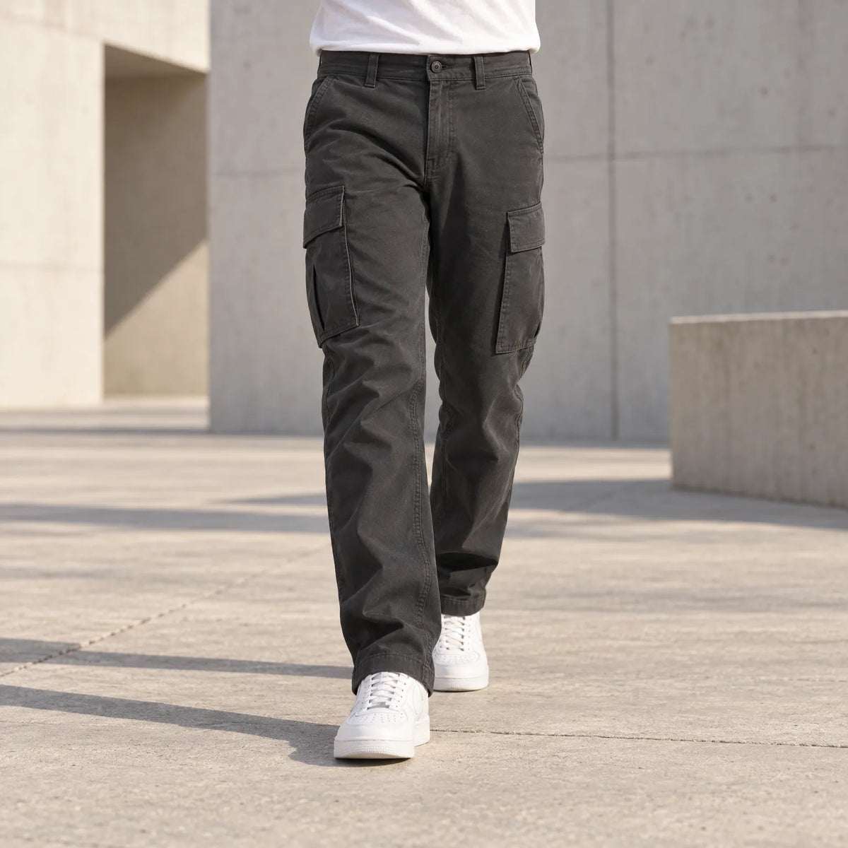 Men's relaxed fit cargo trousers with flap utility pockets and straight full-length legs