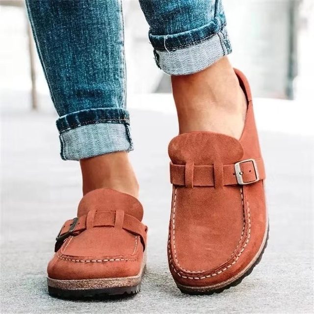 Women's slip-on loafers with buckle straps and round toes