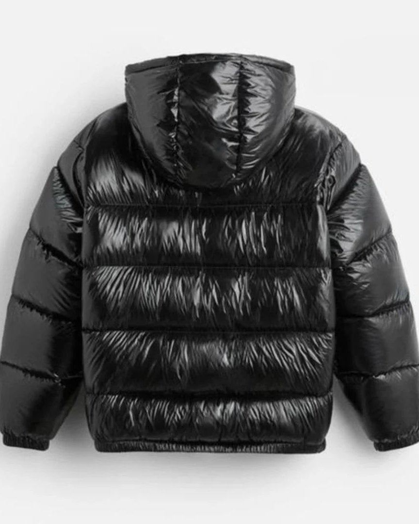 Men's hooded quilted puffer jacket with zip front and angled pockets
