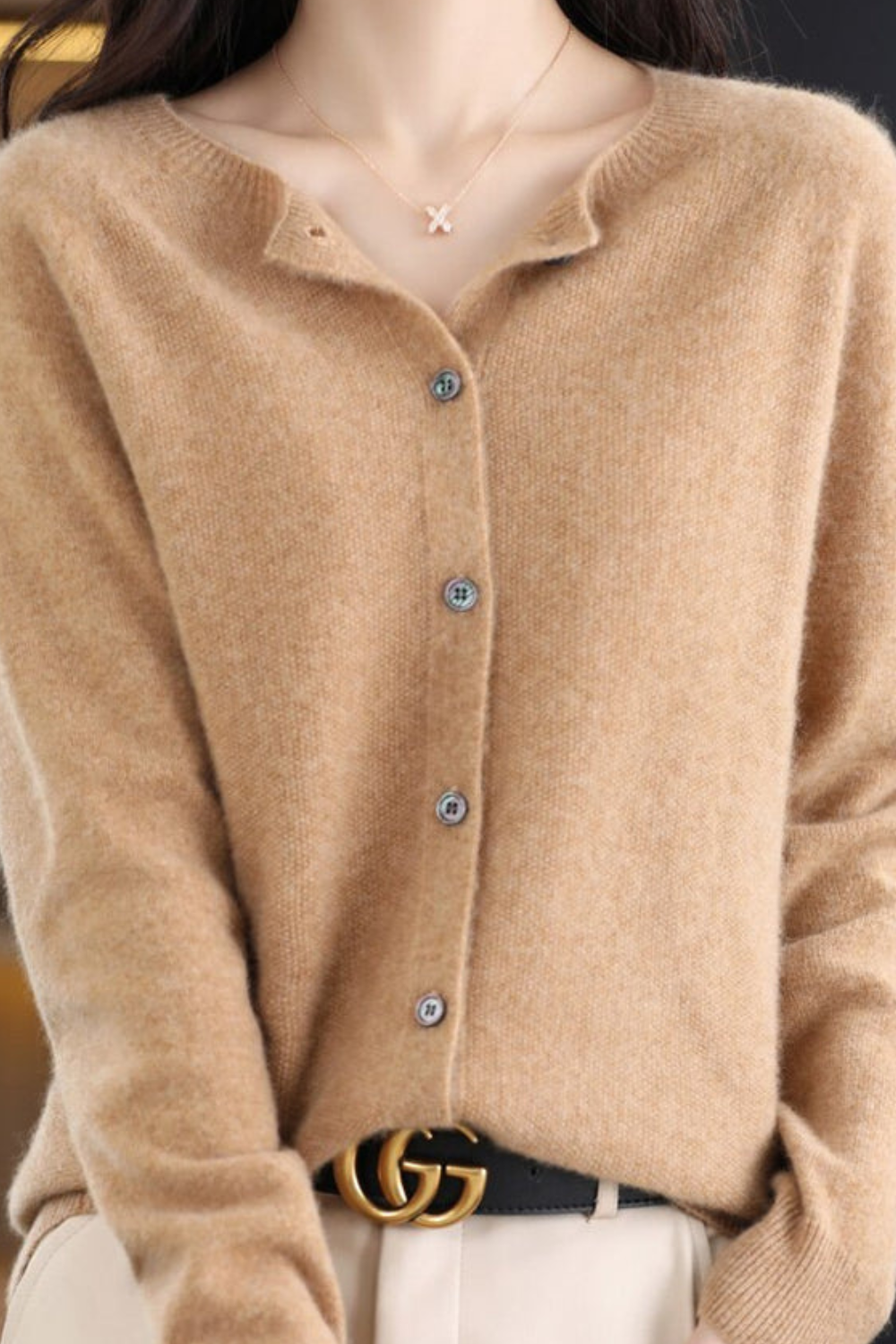 Women's long-sleeve button cardigan with V-neckline and ribbed trims