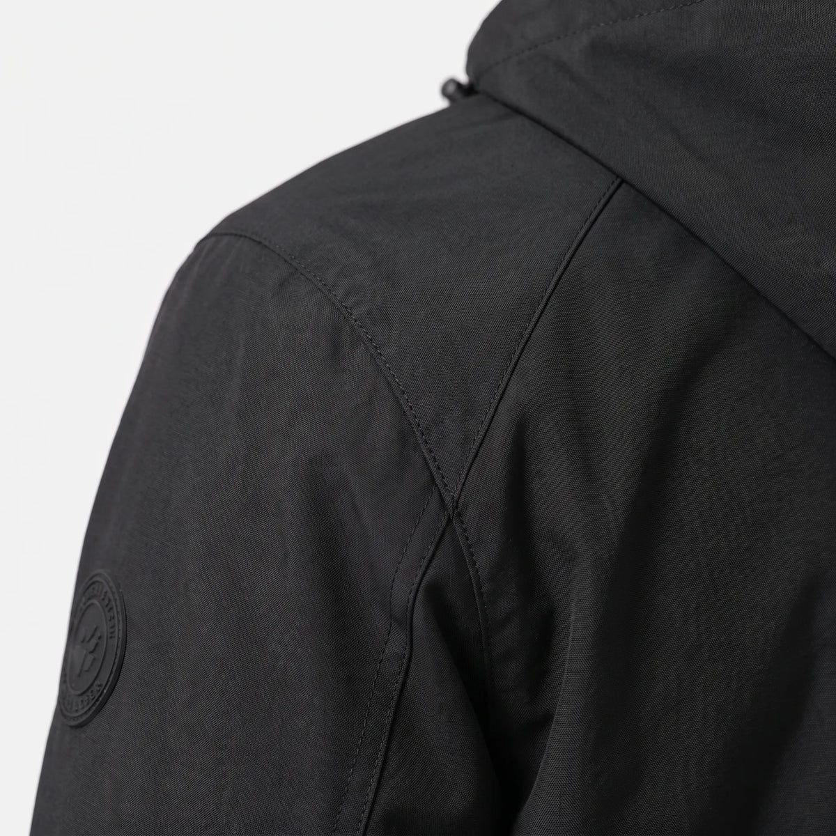 Men's hooded lightweight windbreaker jacket with full zip and zipped pockets