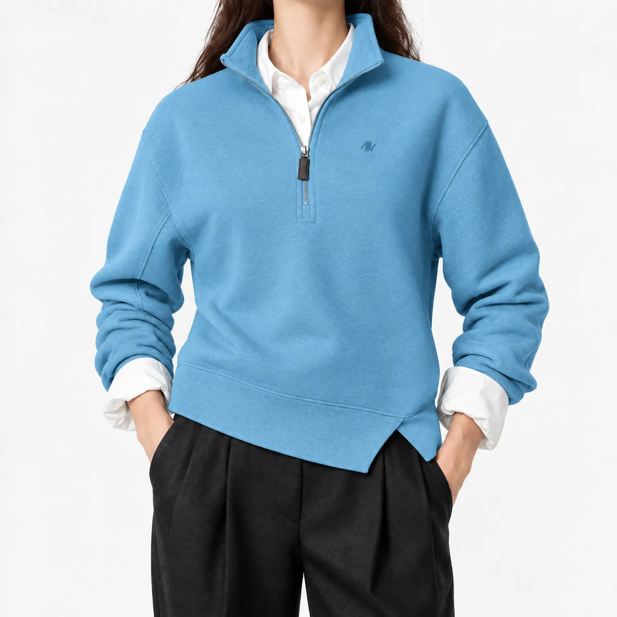 Women's half-zip jumper with mock neck, long sleeves and split hem
