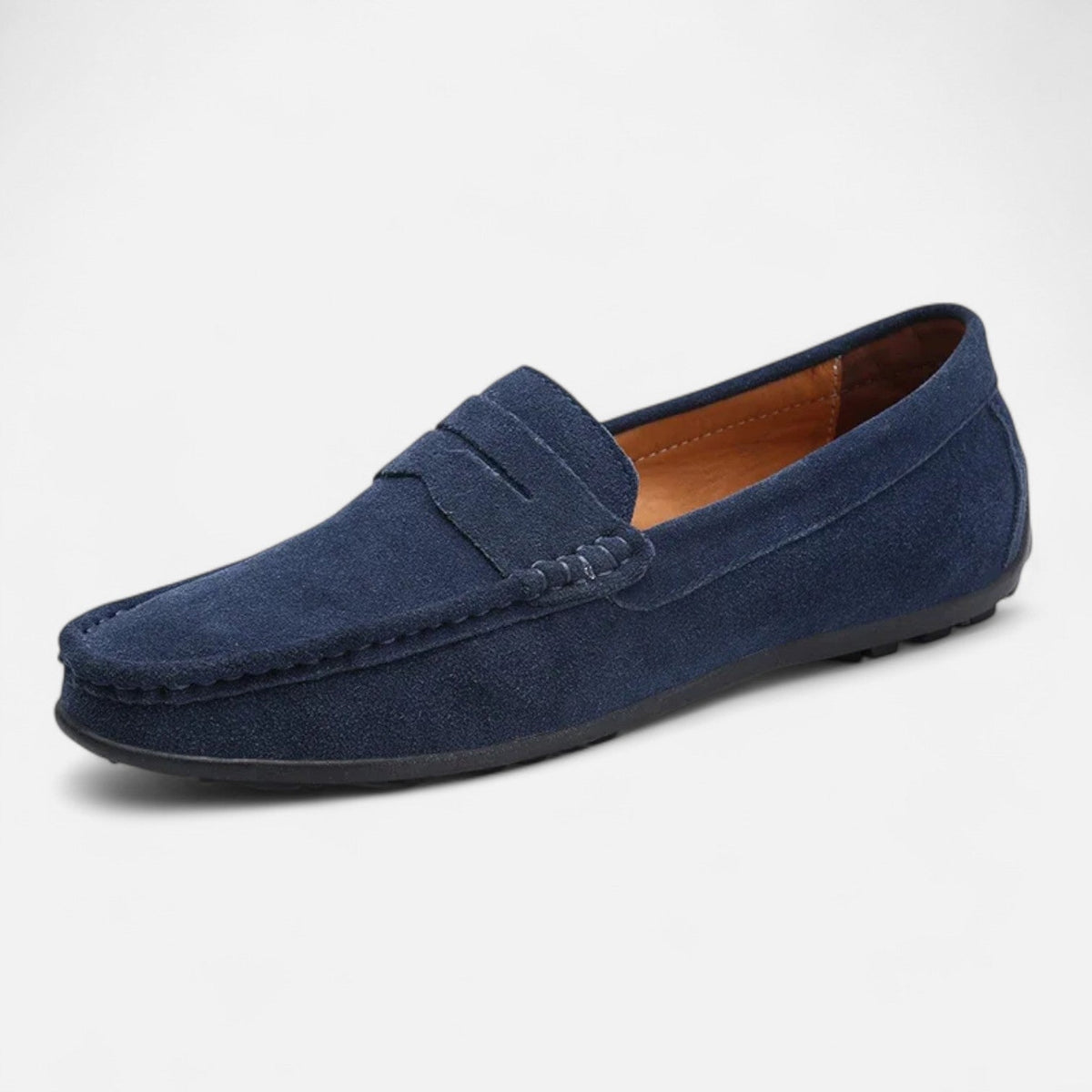 Men's plain slip-on loafer with moccasin stitching and flat sole