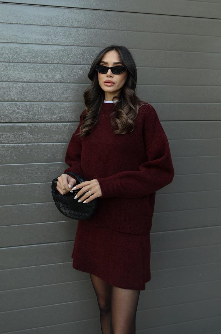 Women's knitted jumper and mini skirt set with long sleeves and crew neckline