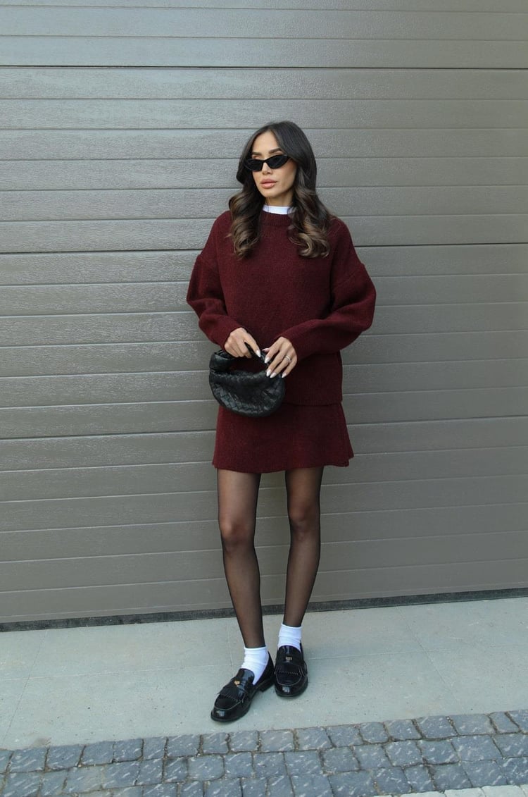 Women's knitted jumper and mini skirt set with long sleeves and crew neckline