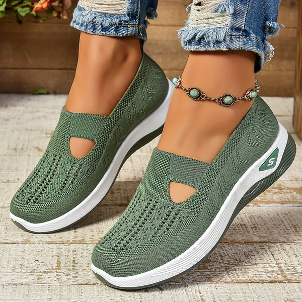 Women's slip-on trainers with textured openwork upper and white wedge sole