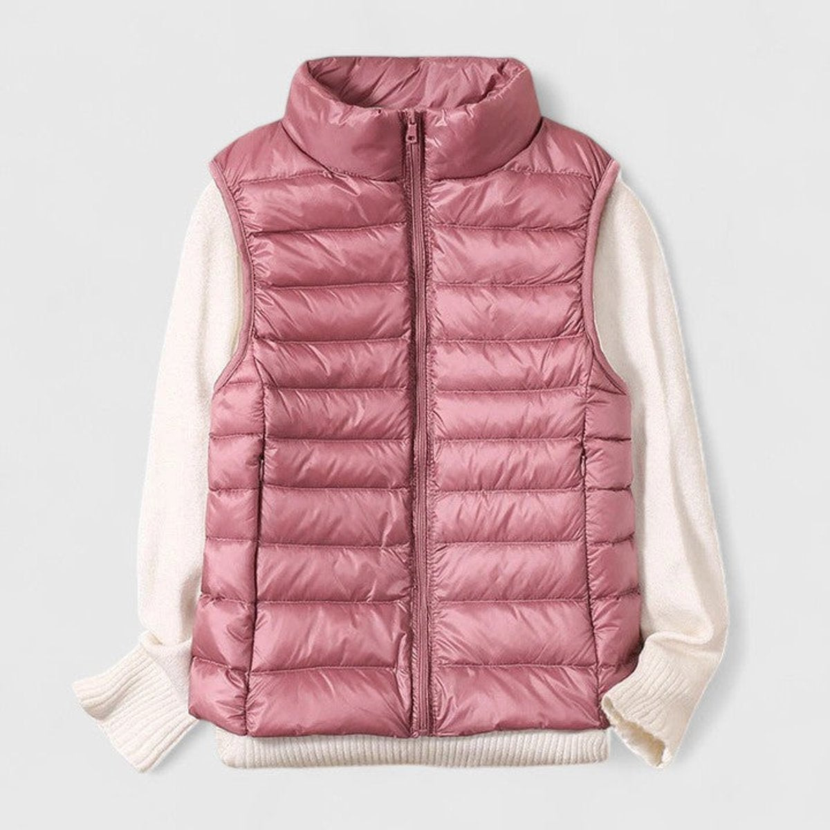 Women's sleeveless quilted puffer gilet with high collar and zip front