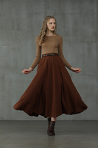 Women's full flared midi skirt with high waistband