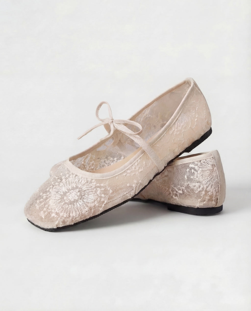 Women's white floral lace ballet flats with tie strap and round toe