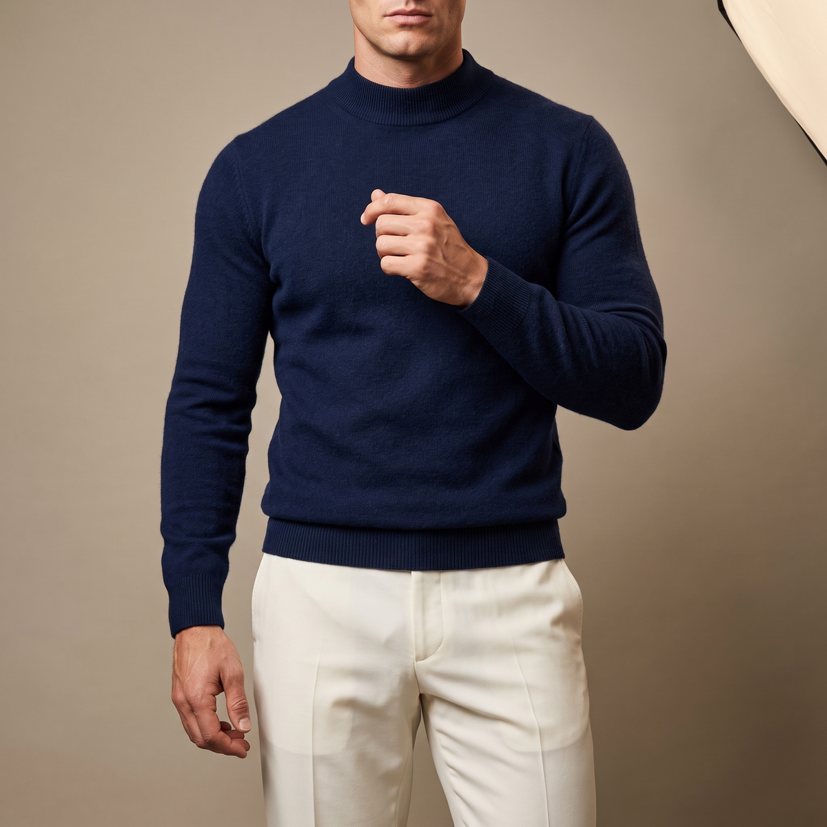 Men's long-sleeve textured mock neck jumper with ribbed trims