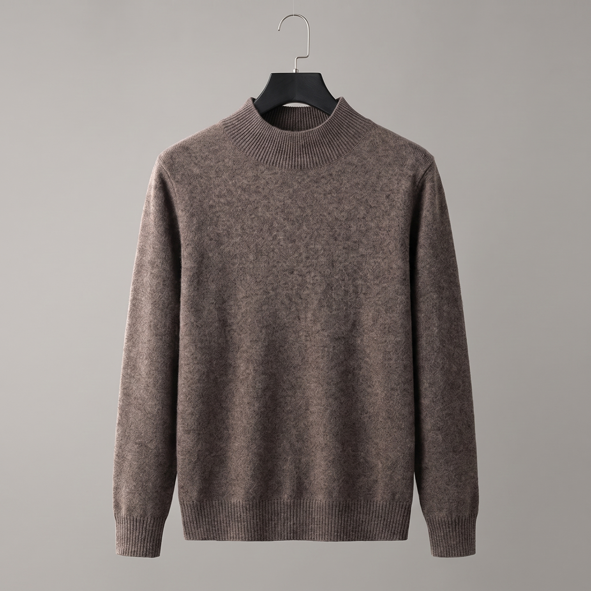 Men's long-sleeve textured mock neck jumper with ribbed trims