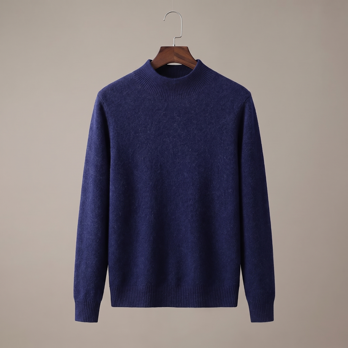 Men's long-sleeve textured mock neck jumper with ribbed trims