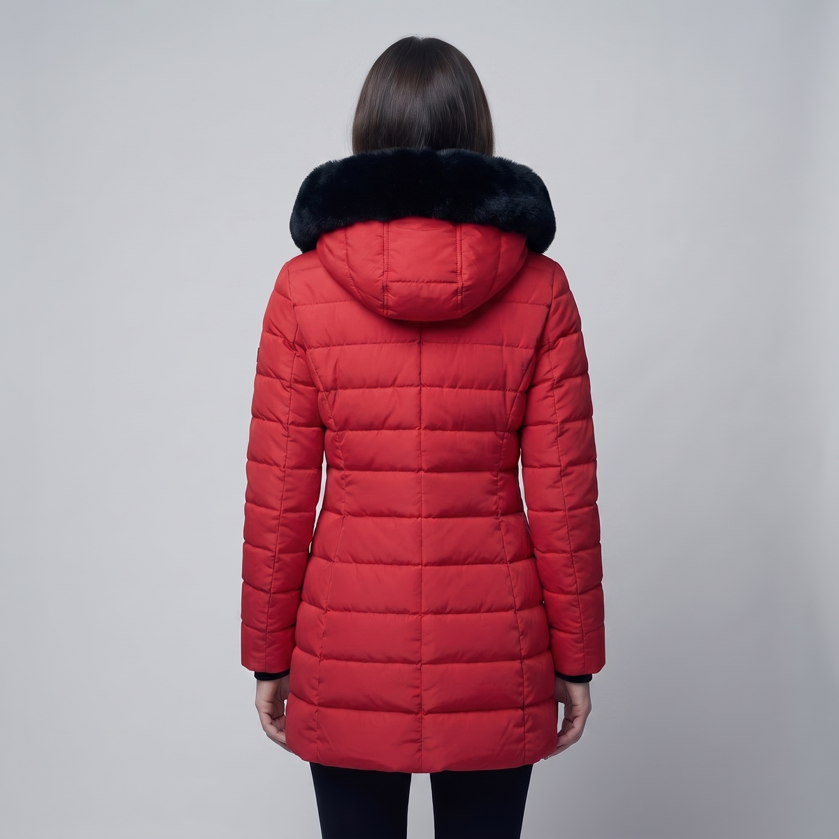 Women's long quilted puffer jacket with hood and faux fur trim