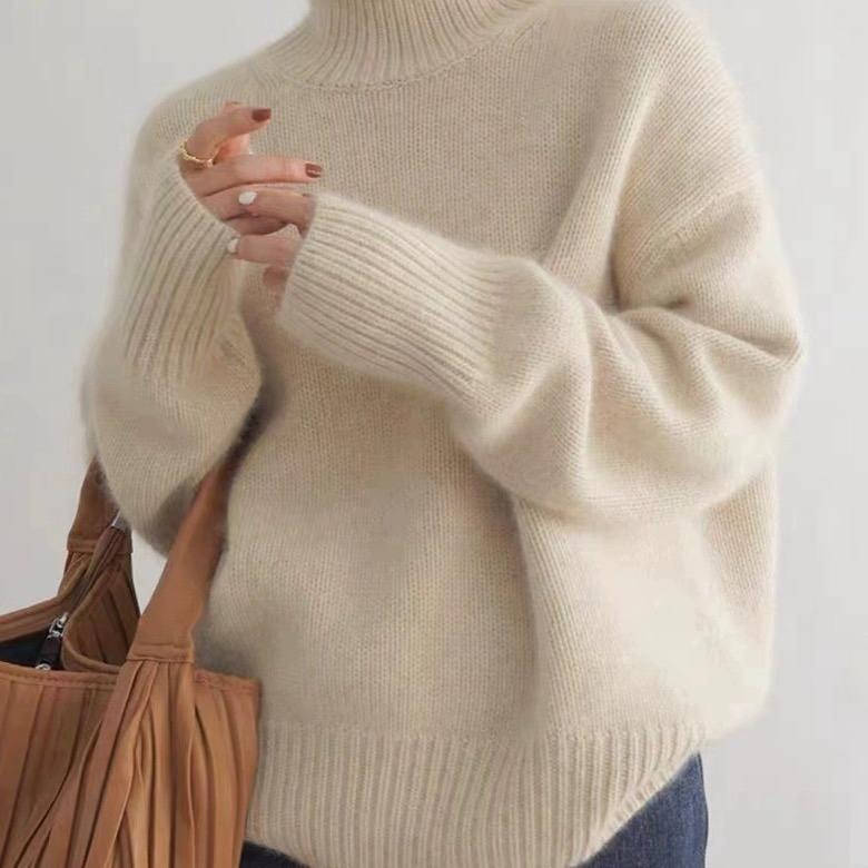 Women's plain turtleneck sweater with long sleeves and ribbed trims
