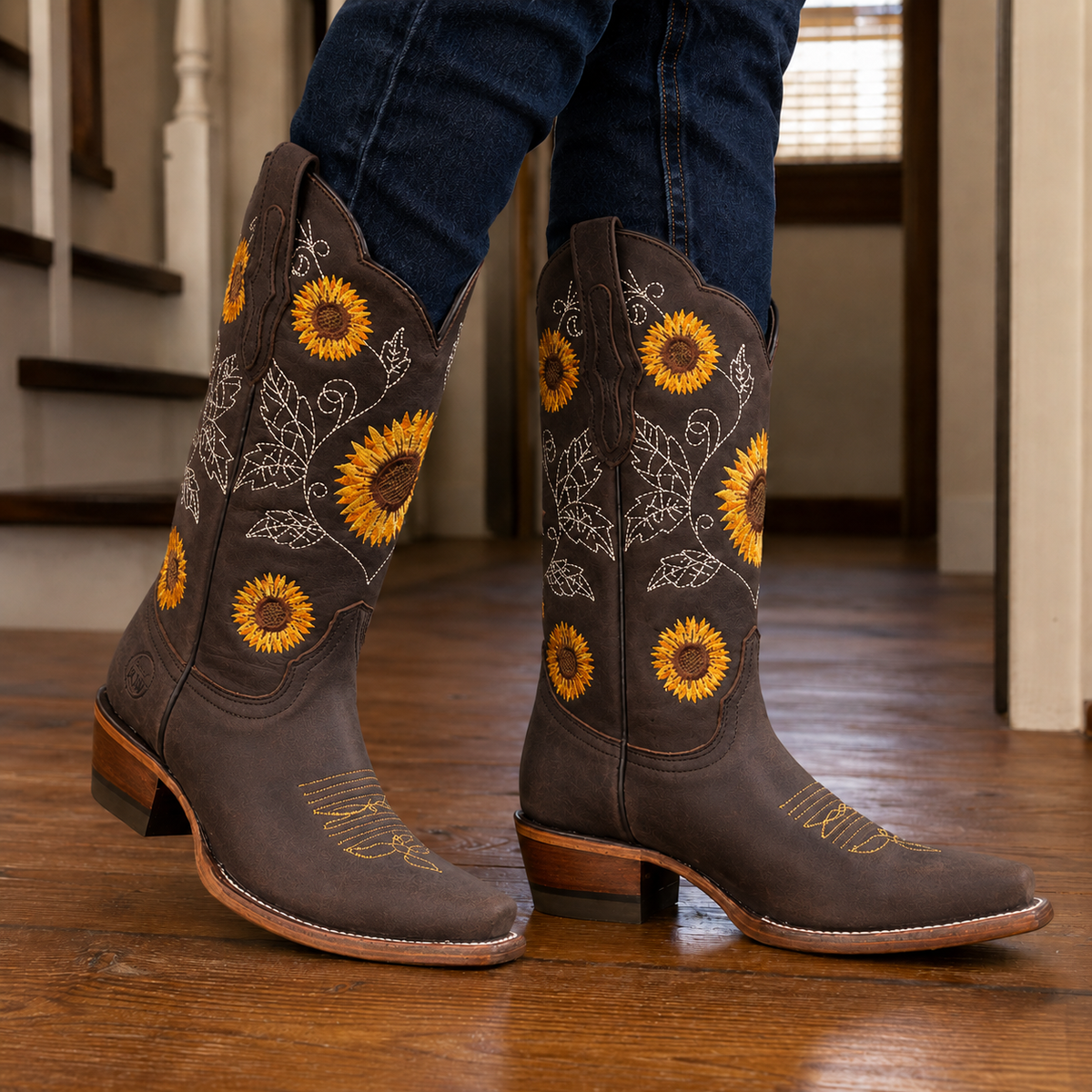 Women's western cowboy boots with sunflower embroidery and mid heels