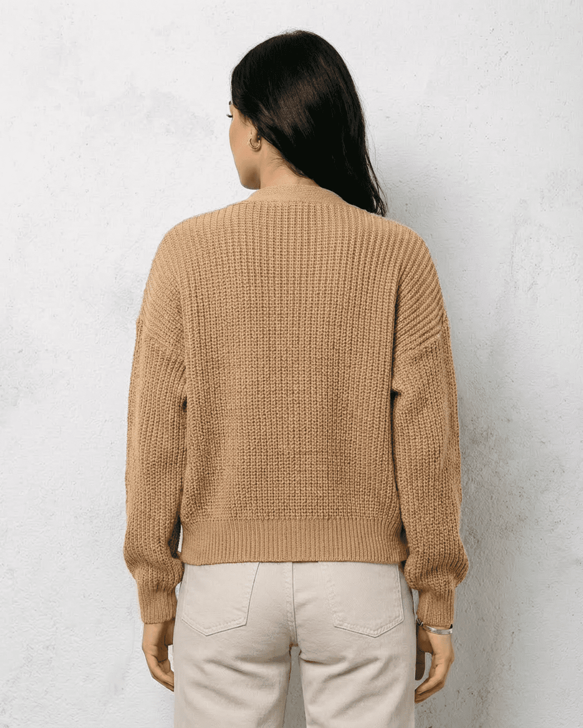 Women's beige ribbed V-neck cardigan with long sleeves and button fastening