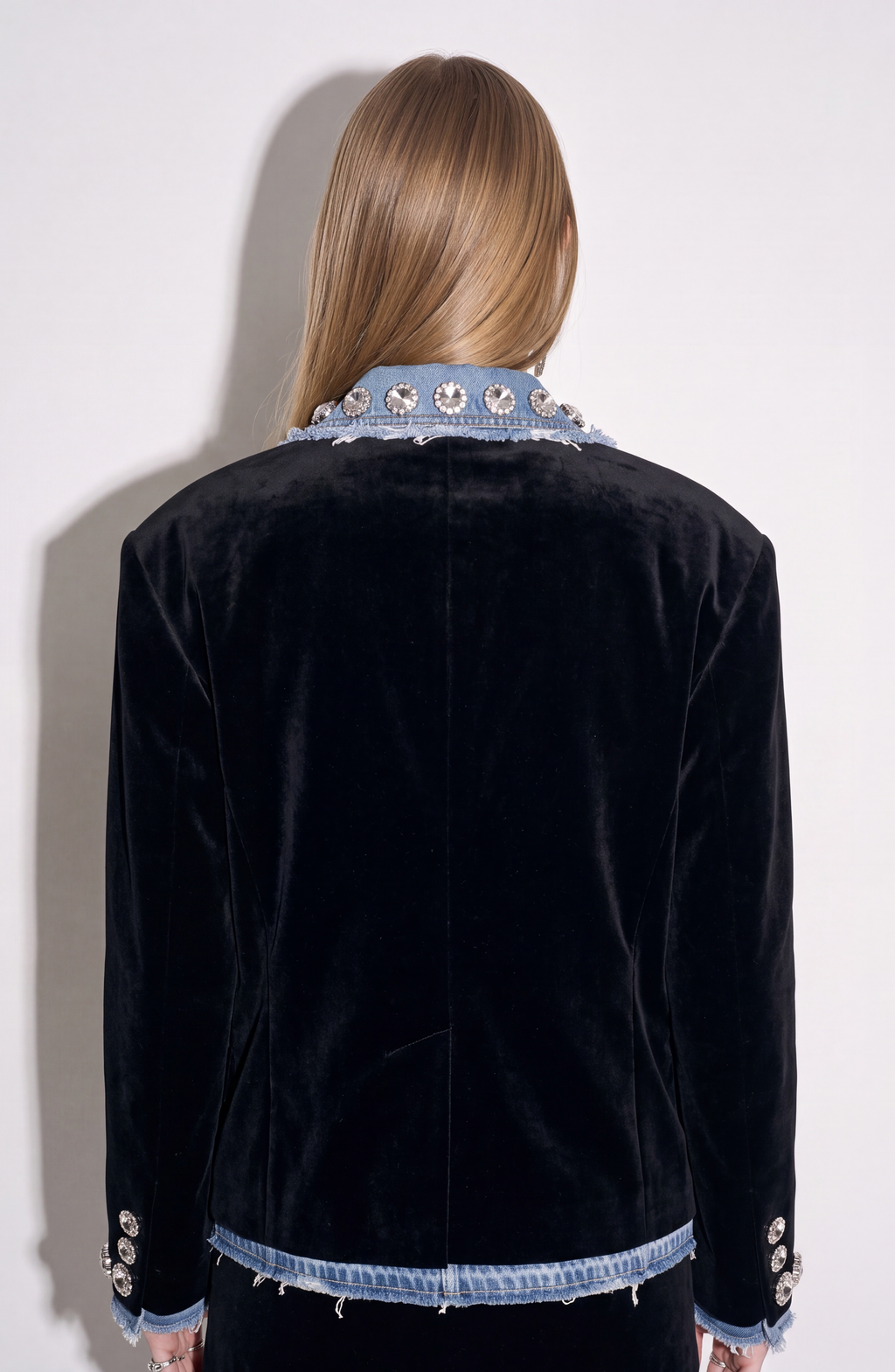 Women's dark blazer with frayed denim-effect lapels, sparkling embellishments and long sleeves