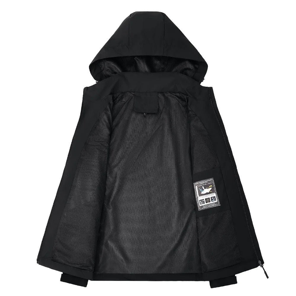 Men's lightweight hooded rain jacket with front zip and zipped pockets