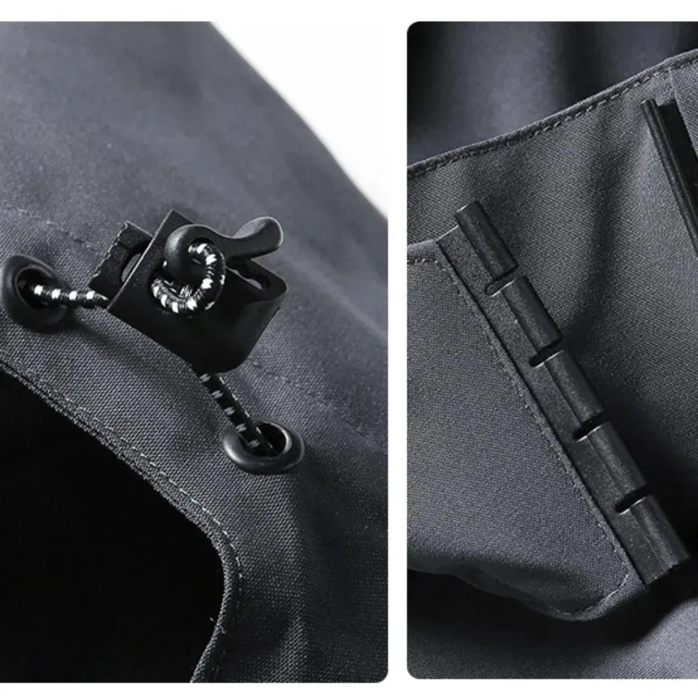 Men's lightweight hooded rain jacket with front zip and zipped pockets