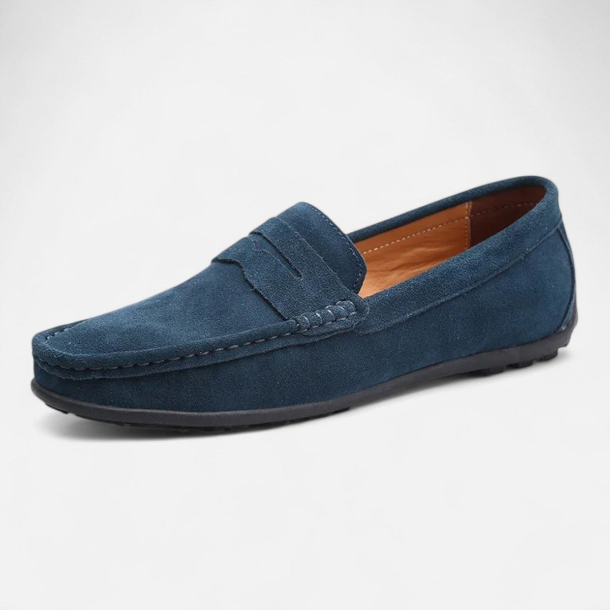 Men's plain slip-on loafer with moccasin stitching and flat sole