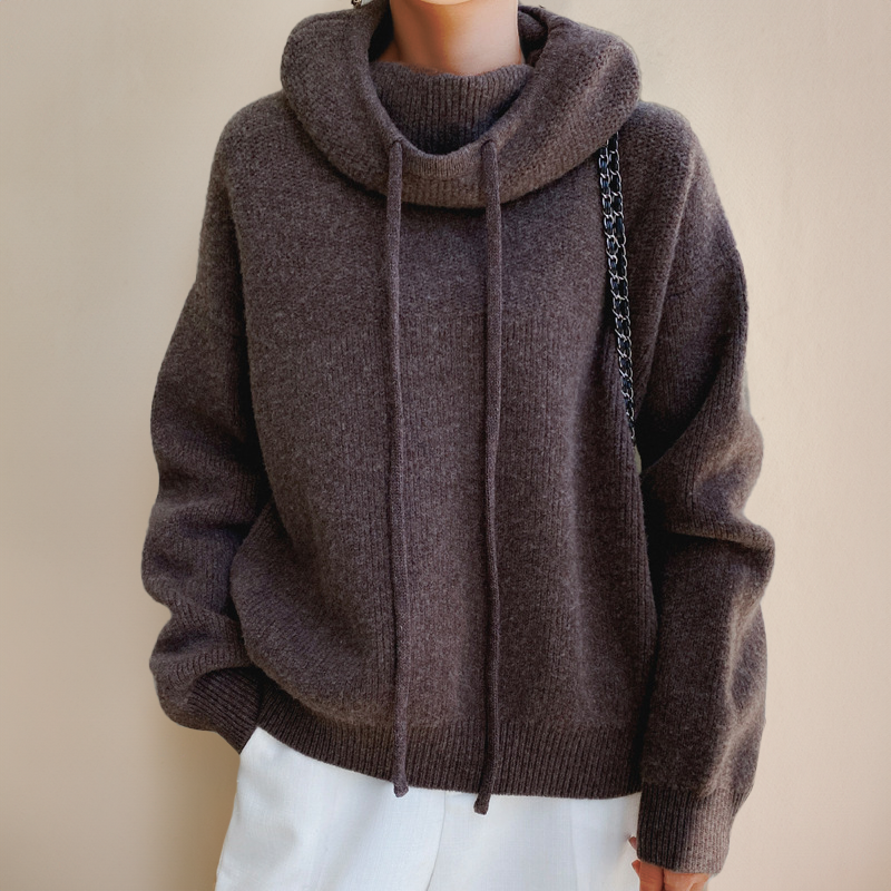 Women's knitted hoodie with cowl hood, drawstrings, long sleeves and ribbed trims