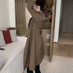 Women's long double-breasted trench coat with lapel collar and long sleeves
