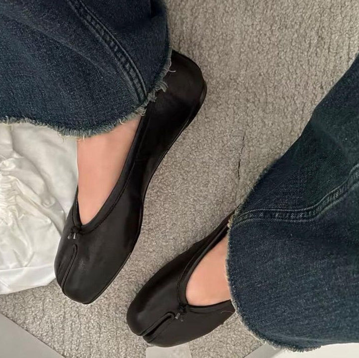 Women's split-toe ballet flats with rounded toes and flat soles